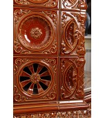 Изразцовый камин с эркером.