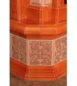 Изразцовый камин с римскими мотивами