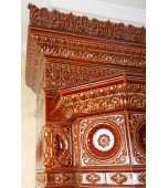 Изразцовый камин с эркером.