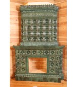 Изразцовый камин с классической компоновкой.