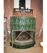 Монтаж изразцового камина с овальным эркером