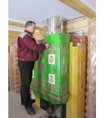 Монтаж изразцового камина с кронштейнами.