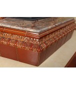 Изразцовый камин с эркером.