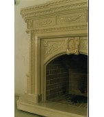 Поясной изразцовый камин с колоннами