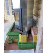 Монтаж изразцового камина с кронштейнами.