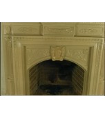 Поясной изразцовый камин с колоннами