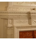 Изразцовый камин с панно «Диана-охотница»