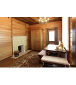 Изразцовый экран в банном комплексе.