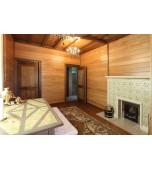 Изразцовый экран в банном комплексе.