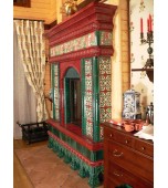 Изразцовый камин с вертикальной топкой.