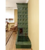 Изразцовый камин с лабрадором.