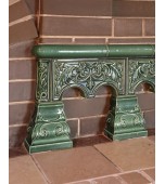 Уличная печь в беседке с муравлёными изразцами.