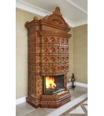 Изразцовый камин с эркером и короной.