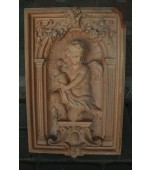 Антикварный изразцовый камин.