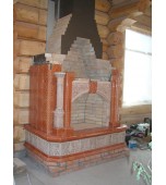 Монтаж изразцового камина с шамотными деталями.