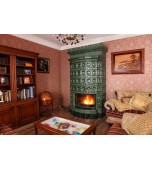 Изразцовый камин с овальным эркером.