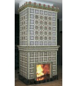 Камин с орнаментальными цветными изразцами