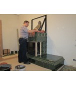 Монтаж изразцового камина с двусторонней топкой.