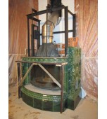 Монтаж изразцового камина с овальным эркером