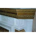 Поясной изразцовый камин с валютами